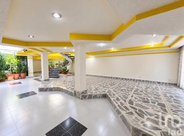 Casa · 349m² · 5 Recámaras · 2 Estacionamientos · Casa en Venta en Guadalupe Tepeyac
