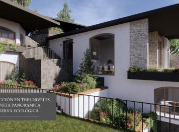 Casa · 480m² · 3 Recámaras · 3 Estacionamientos · Venta de Casa Nueva en El Bosque de Cuernavaca