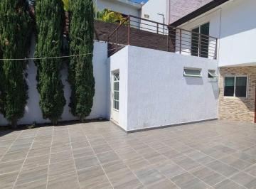 Casa · 259m² · 3 Recámaras · 3 Estacionamientos · Casa en Venta en Cortijo San Agustin