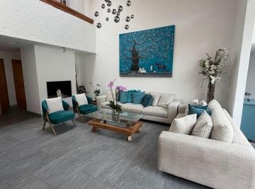 2.jpg · Casa en Venta en Fraccionamiento Cerrado en Santa Fe