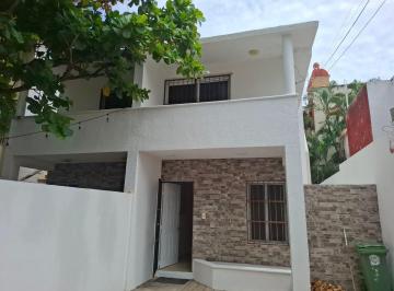 Casa de 2 habitaciones, Solidaridad · Se Renta Casa en El Corazon de Playa del Carmen Semiamueblada 2 Rec a 1 Cuadra de La Quinta
