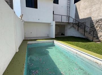 Casa · 212m² · 3 Recámaras · 3 Estacionamientos · Venta de Casa en Zona Norte de Cuernavaca