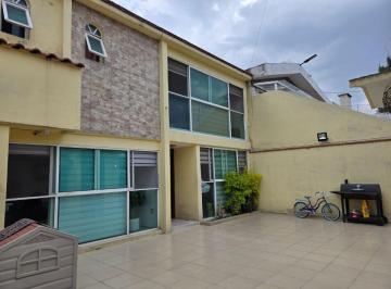Casa de 3 habitaciones, Naucalpan de Juárez · Casa de 235 m² con 3 Recámaras en Venta en Colón Echegaray