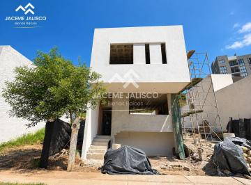 Casa en condominio de 3 habitaciones, San Pedro Tlaquepaque · Casa en Construcción Coto Panorama Las Fuentes en San Pedro Tlaquepaque.