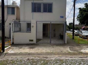 Casa de 3 habitaciones, Zapopan · Casa en Renta en Jardines del Valle en Zapopan Jalisco