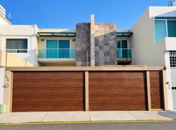 Casa de 3 habitaciones, Querétaro · Casa en Venta en Colinas del Cimatario 3 Recamaras, Estudio y Sala de Tv