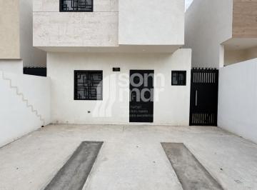 Casa de 4 habitaciones, Saltillo · Casa en Renta en Historiadores