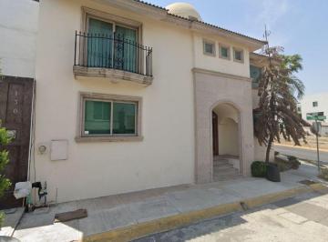 Casa de 4 habitaciones, Monterrey · Casa en Venta en Cumbres Elite 4to. Sector, Monterrey, Nuevo León.