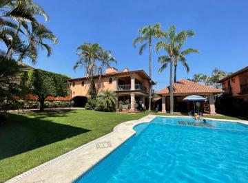 Casa de 3 habitaciones, Cuernavaca · Casa en Delicias | Ubicación Privilegiada - $5'650,000