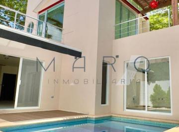 Casa en condominio · 300m² · 4 Recámaras · 3 Estacionamientos · Casa en Renta en Cumbres Cancun