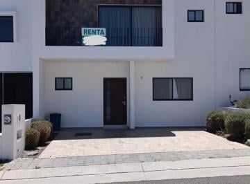 Casa · 210m² · 3 Recámaras · 2 Estacionamientos · Casa en Renta en Grand Juriquilla