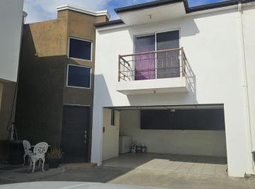 Casa de 3 habitaciones, Tijuana · Casa en Renta en Privada de Los Robles