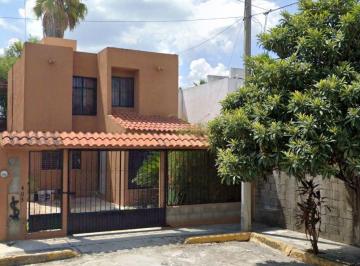Casa de 2 habitaciones, Victoria · Casa en Venta en Hacienda del Santuario, Ciudad Victoria, Tamaulipas.