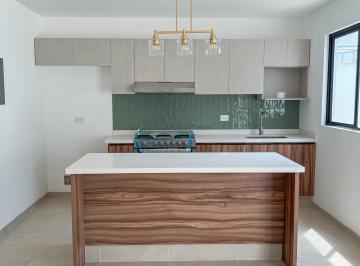 Casa de 3 habitaciones, El Marqués · Casa en Venta en Ciudad Maderas, Querétaro | 3 Recámaras + Jardín