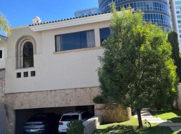 Casa en condominio de 4 habitaciones, Zapopan · Se Vende Casa, Puerta de Hierro, Zapopan, Jal