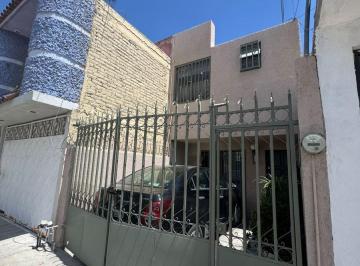 Casa de 2 habitaciones, León · Casa en Venta en San Isidro