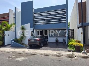 Casa · 190m² · 3 Recámaras · 2 Estacionamientos · Casa en Venta, Lomas del Mar, Riviera Veracruzana