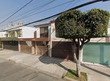 Casa en Venta de 3 habitaciones  · Casa en Venta en Cdmx Iztapalapa Col Lomas Estrella 2da Seccion