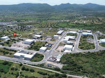 5cd48baf1b3c803e98161e5fcde303b3db1560ac373a070f1592a0af5c409dcc · Terreno Industrial con Mucha Energía en Zona Juriquilla Camino a San Miguel de a