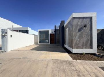 Casa de 2 habitaciones, Alvarado · Casa de Una Planta en Venta
