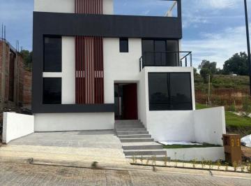Casa de 3 habitaciones, Atizapán de Zaragoza · Casa en Venta en Hacienda de Bellavista
