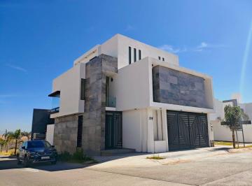 Casa de 4 habitaciones, San Luis Potosí · Casa en Venta en Villa Magna, San Luis Potosí