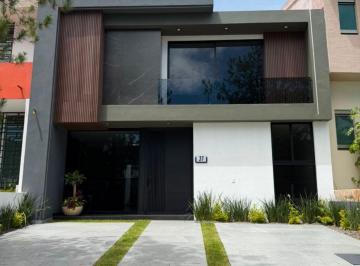 Casa de 4 habitaciones, Morelia · Casa en Venta en Altozano Morelia