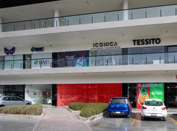 Local comercial , Saltillo · Local Comercial en Renta, Plaza Santa Isabel - 109 m² Planta Baja