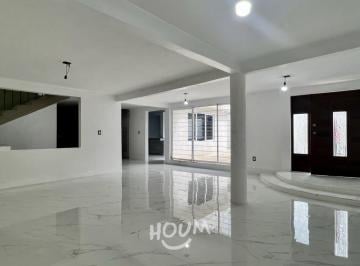 Casa · 350m² · 4 Recámaras · 2 Estacionamientos · Casa en San Mateo Tlaltenango con 4 Recámaras, Id:.