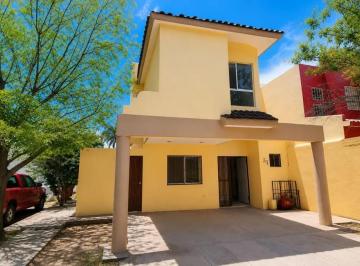 1 · Casa en Venta en Monterreal