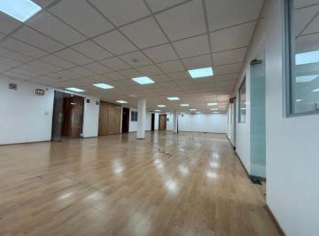Oficina , Venustiano Carranza · Frente Al Aeropuerto. Col. Federal, Alc. Venustiano Carranza. 320 m de Oficinas en Renta.