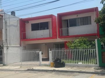 Oficina · Casa en Renta Para Oficinas