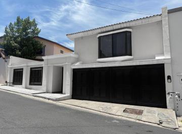 Casa de 4 habitaciones, Monterrey · Casa Venta Cumbres 4to Sec