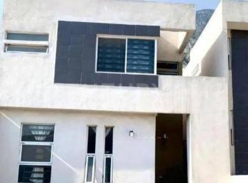 Casa · 112m² · 3 Recámaras · 2 Estacionamientos · Casa en Venta | en Misión Santa Catarina 4to Sect | Santa Catarina, Nl
