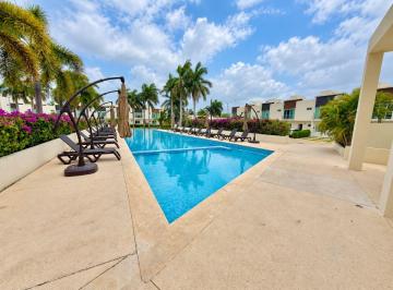 Casa en condominio de 3 habitaciones, Benito Juárez · Casa en Venta en Residencial Long Island Cancun Av Huayacan