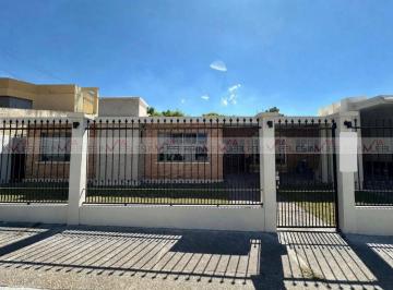 Casa · 380m² · 3 Recámaras · 2 Estacionamientos · Casa en Renta en Nicolás Bravo