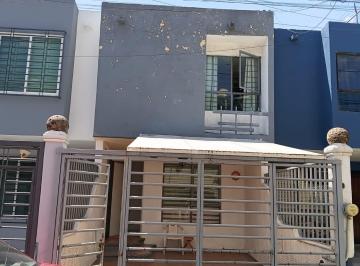 Casa en condominio de 2 habitaciones, Zapopan · Casa en Renta Parques de Zapopan