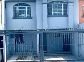 Casa · 140m² · 3 Recámaras · 2 Estacionamientos · Casa en Renta en Colonia Ermita en Tijuana - (4)