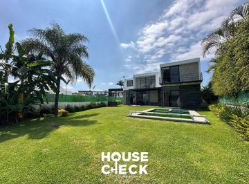 Casa de 4 habitaciones, Atlatlahucan · Casa en Venta en Lomas de Cocoyoc con 4 Recamaras