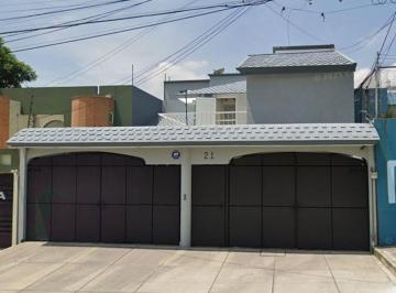 Casa de 4 habitaciones, Naucalpan de Juárez · ¡Venta de Casa, en Recuperacion Bancaria!