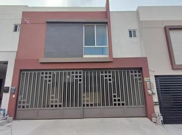 Foto 1 · Casa en Renta Puerta de Hierro, Privada Iberus Monterrey Nl
