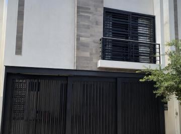 Casa de 3 habitaciones, General Escobedo · Casa en Renta en Brianzzas Residencial | 3 Recámaras | 4 Baños | Escobedo