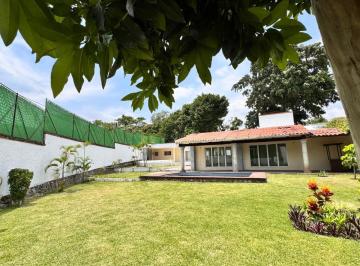 Casa de 2 habitaciones, Cuernavaca · Venta de Casa de Una Planta en Lomas del Mirador
