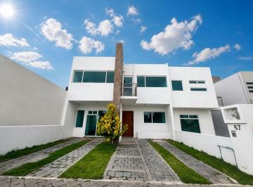 Casa de 3 habitaciones, Huamantla · En Venta Propiedad en Fraccionamiento Privado