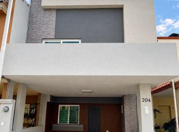 Casa de 3 habitaciones, San Pedro Garza García · Casa Renta en Valle del Seminario, San Pedro