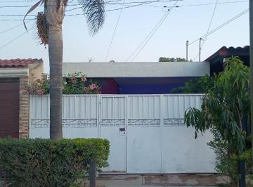 Casa de 2 habitaciones, San Pedro Tlaquepaque · Venta Casa Parques Santa Cruz