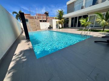 Casa de 5 habitaciones, Boca del Río · Río del Dorado Casa Residencial con Alberca, Recámara en Planta Baja, Fraccionamiento Privado.