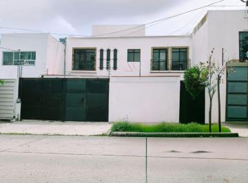 Casa de 4 habitaciones, Guadalajara · Casa en Venta en Providencia Guadalajara – 4 Recámaras, Jardín y Gran Plusvalía