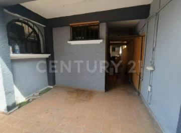 Casa · 160m² · 3 Recámaras · 2 Estacionamientos · Casa en Venta