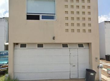 Casa de 4 habitaciones, Morelia · ¡Venta de La Casa, en Recuperacion Bancaria!
